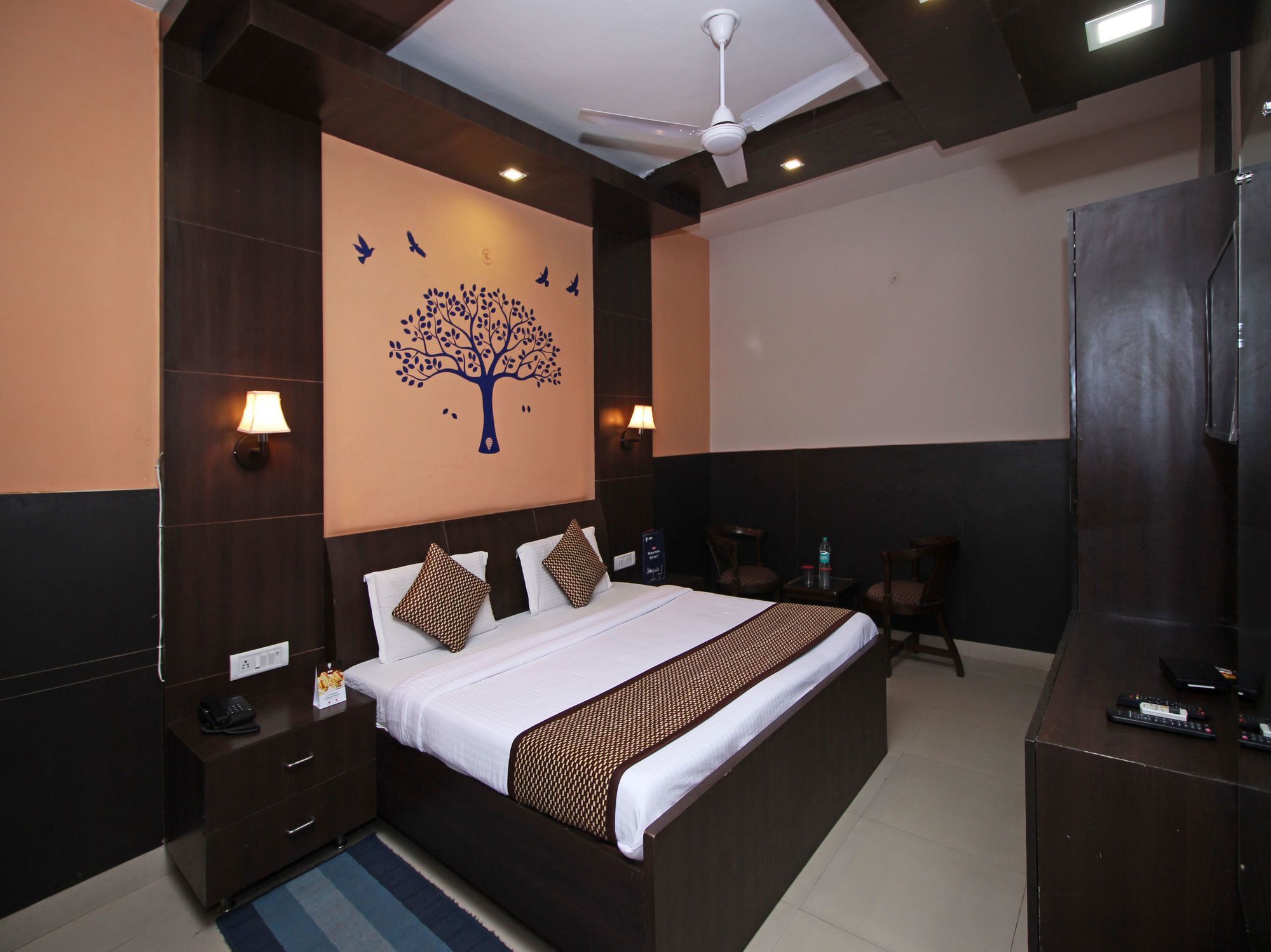 Oyo 576 Hotel Shree Kanta Residency Gurgaon Exteriör bild